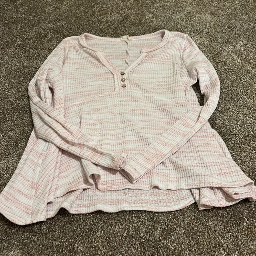 Peach love top. Size large.